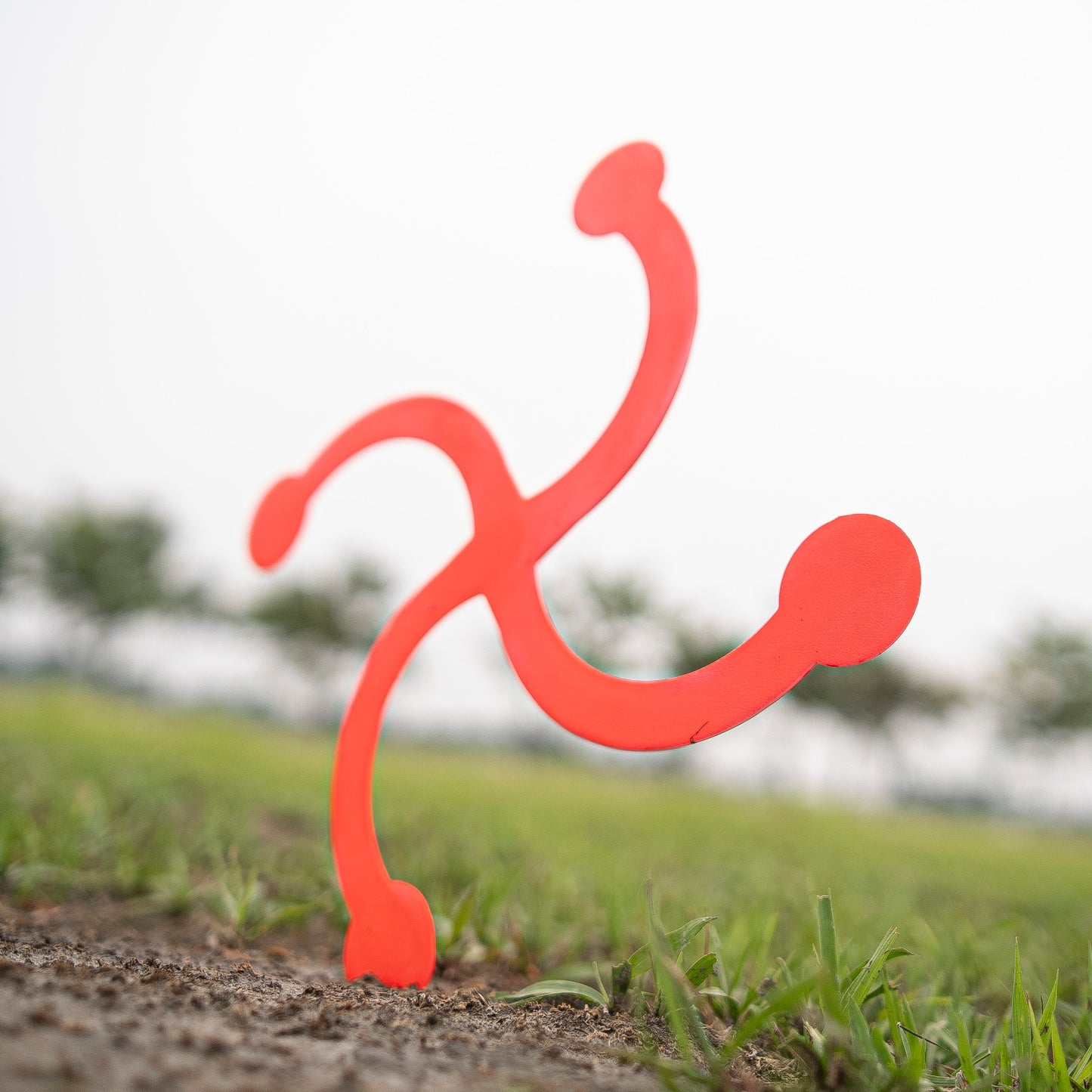 Curve shaped boomerang
